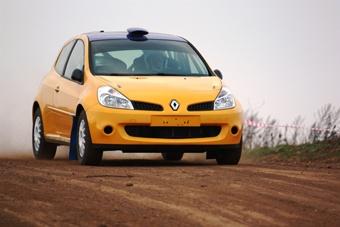 Команда "Thomas Beton Racing" испытала новый автомобиль для ралли