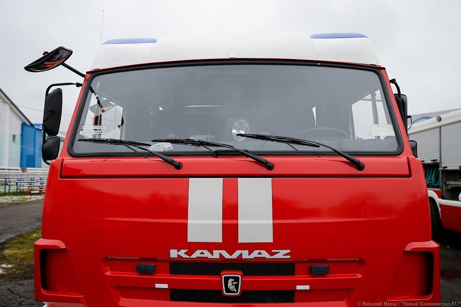 При пожаре под Зеленоградском пострадал человек