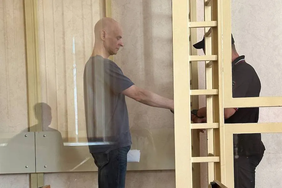 Прошу оставить меня в тюрьме: экс-ректор БФУ рассказал, что ему некуда идти