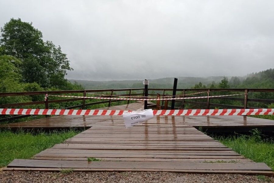 Директору Виштынецкого музея назначили штраф за обрушение площадки в Краснолесье