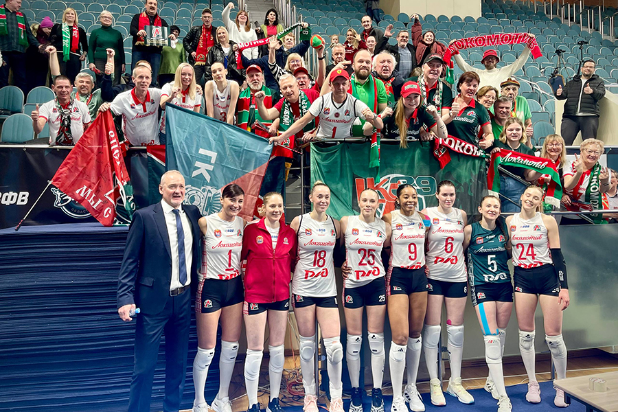 «Локомотив» победил в первом четвертьфинальном матче Чемпионата России(фото)