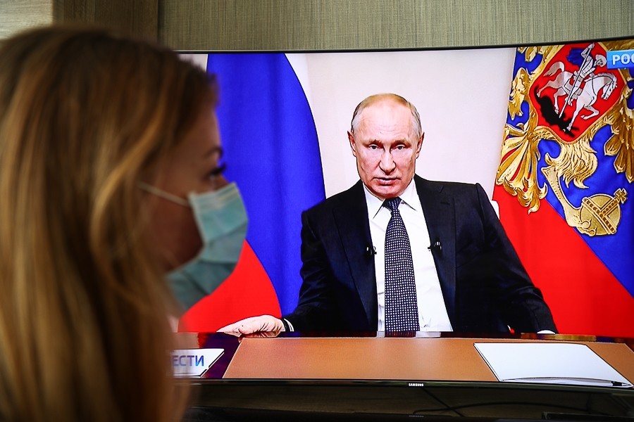 Путин: пик заболеваемости коронавирусом в России еще не пройден