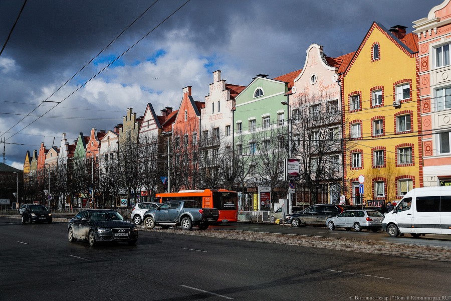 На ремонт двора «длинного» дома по Ленинскому проспекту выделили 17 млн рублей
