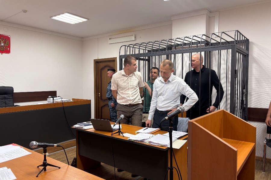 10 месяцев в СИЗО: репортаж из суда по делу экс-главы администрации Балтийска