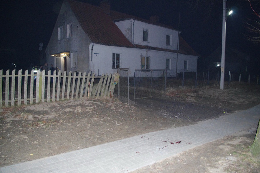 Под Правдинском несовершеннолетний получил удар ножом, поздравив тётю с 8 марта (фото)