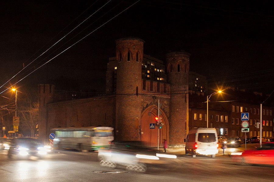 Вчера сто, сегодня тысяча: как росла в цене арт-площадка «Ворота»