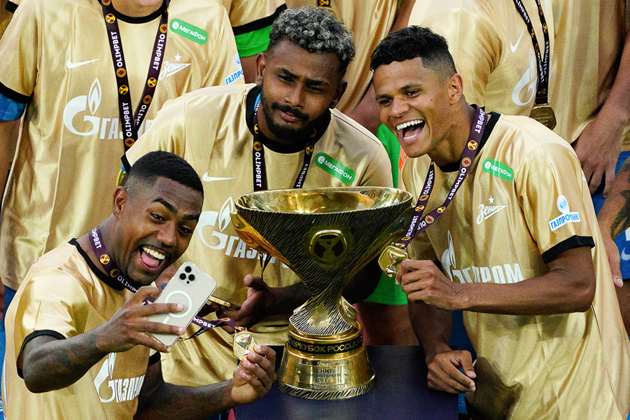 Калининград планирует претендовать на матчи Суперкубка и сборной России по футболу