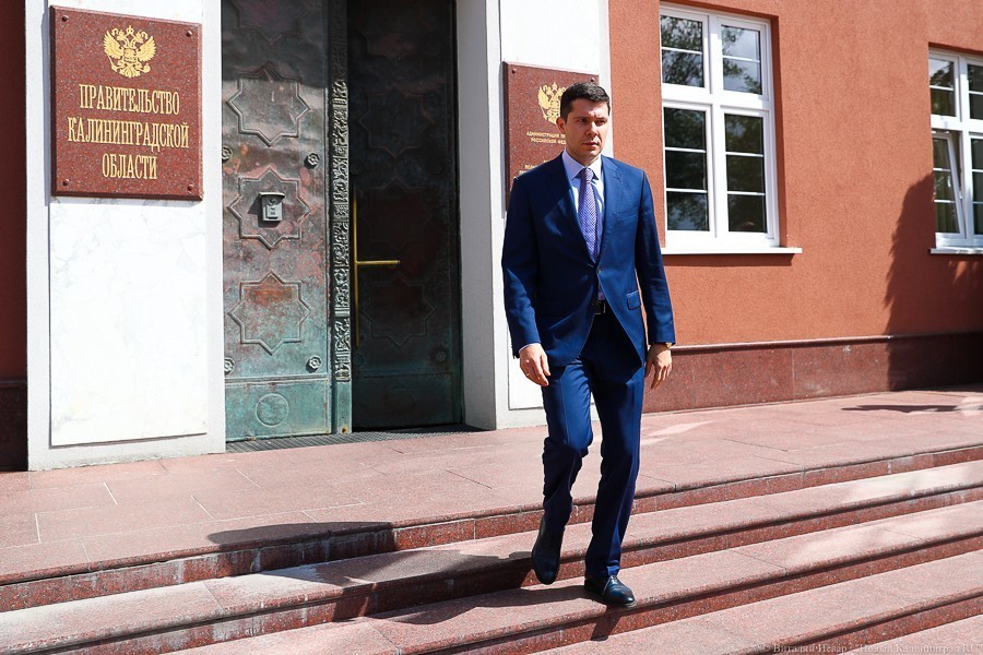 Алиханов: мы можем ввести комендантский час, но не видим необходимости