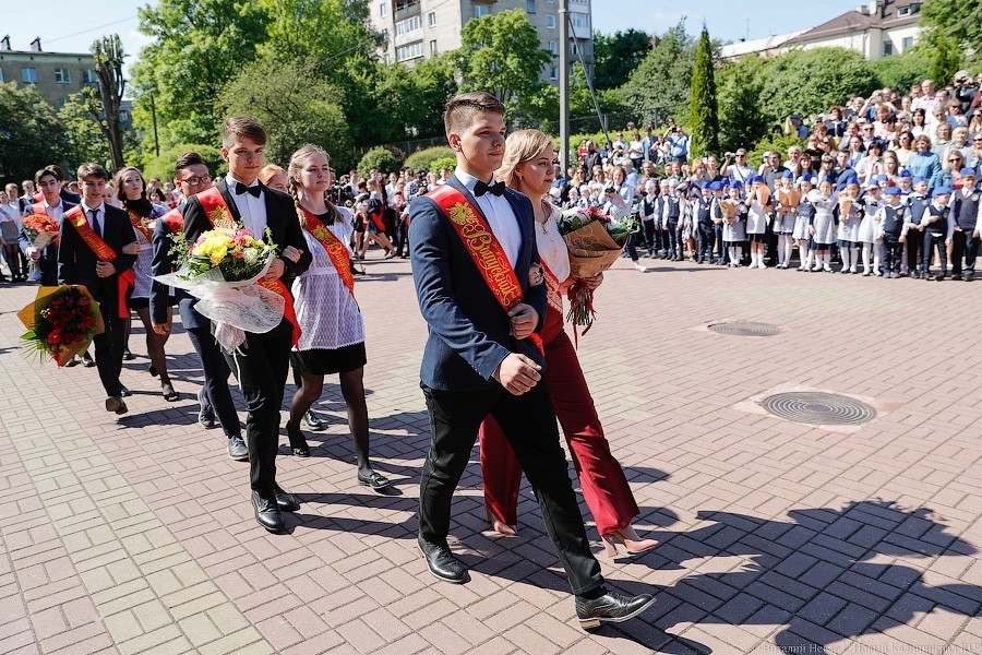 В российские школы внедряют курсы по подготовке к «будущему родительству»
