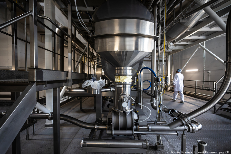 Директор по персоналу Ростеха: нужен посыл, что работать на заводе — престижно