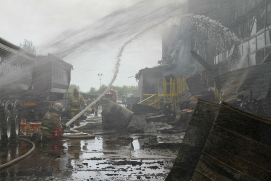 Алиханов о крупном пожаре на заводе полуприцепов: это для них не катастрофа