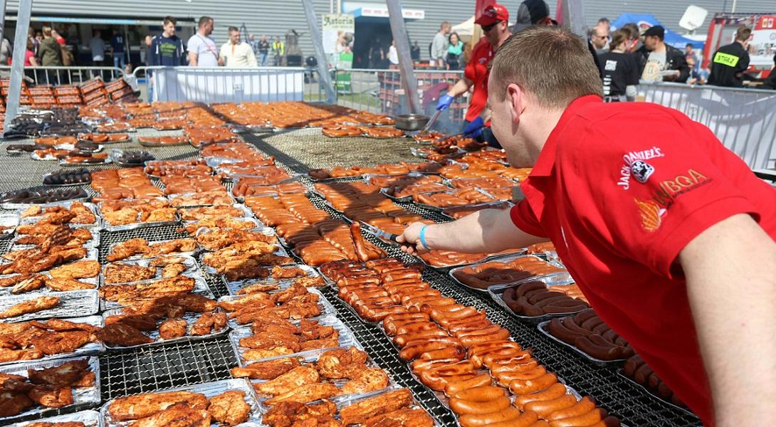 В Польше построили самый большой в мире гриль (фото)