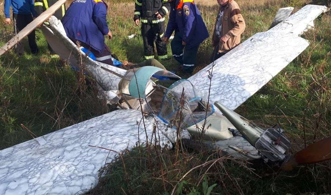 В Калининградской области пенсионер упал на самодельном летательном аппарате (фото)