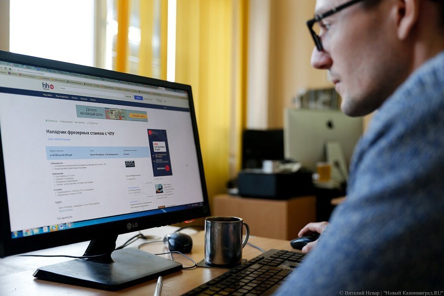 Опрос: большинство россиян хотели бы, чтобы их дети стали программистам