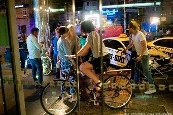 Три европейца в двух разных клубах: как прошли «исландская» и «эстонская» вечеринки