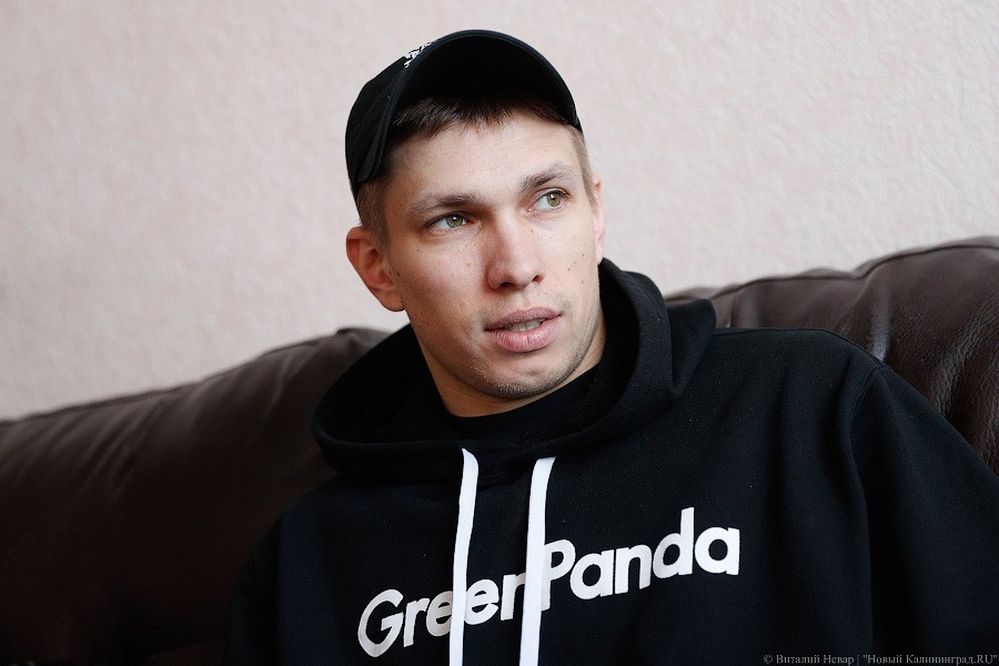 «Как-то затянуло»: как калининградец ушел из полиции и стал жить брейк-дансом