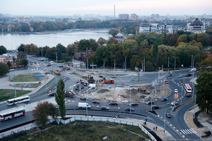 Вступают в силу новые правила проезда перекрёстков с круговым движением