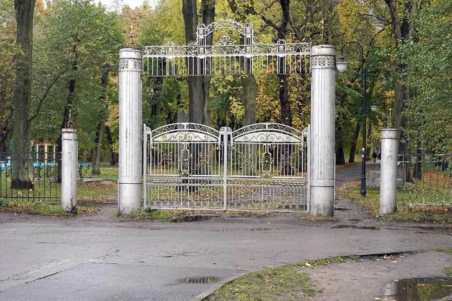 В Балтийске временно полностью закрывают городской парк