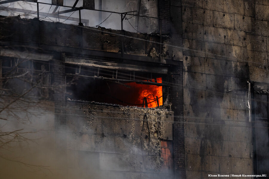 Названа предварительная причина пожара в торговом центре «Гиант»