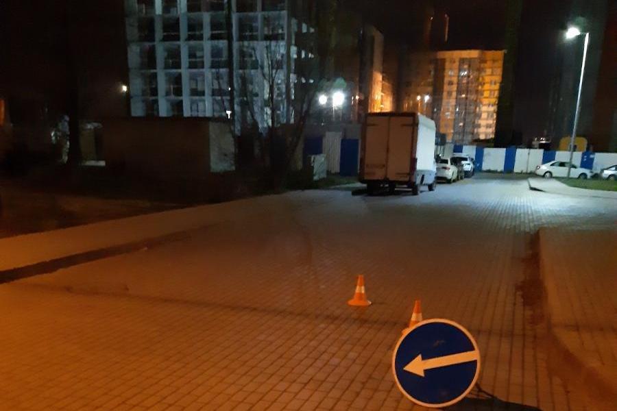 В Калининграде неизвестный водитель сбил 73-летнюю женщину и скрылся