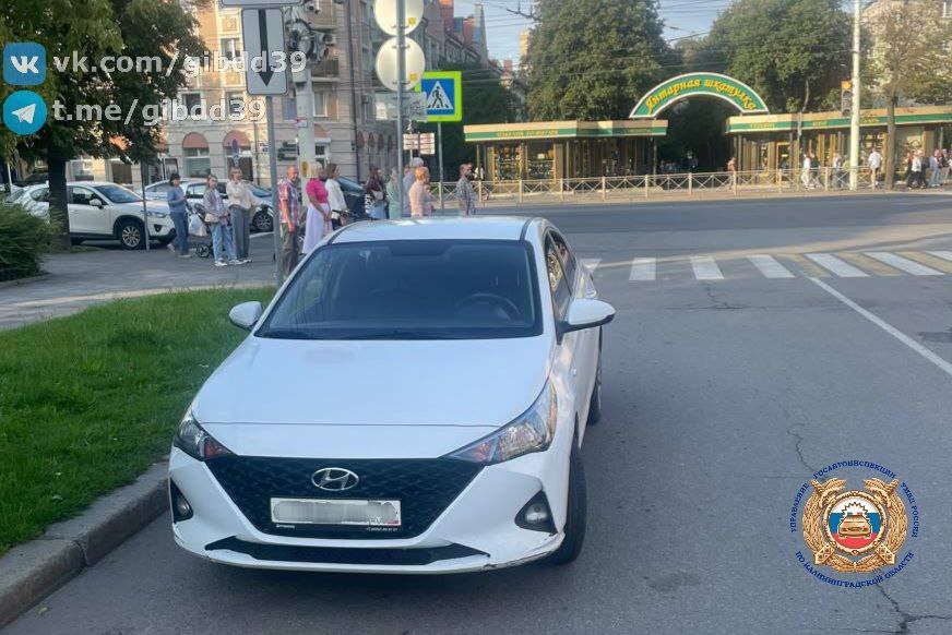 В Калининграде на ул. Барнаульской сбили несовершеннолетнего велосипедиста 