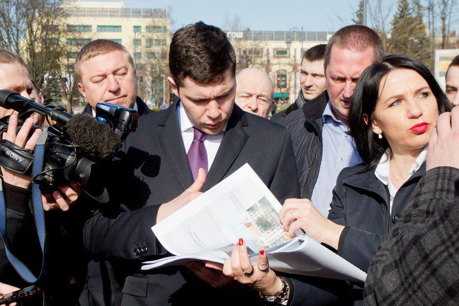 Губернатор: Астахова уходит на повышение в другой регион