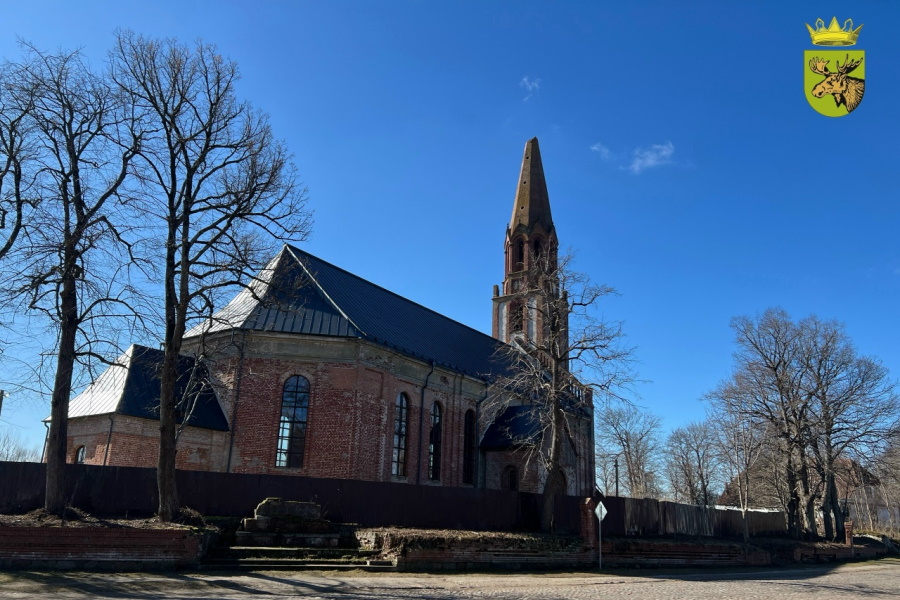 Епархия передала кирху в Ясном администрации Славского округа (фото)