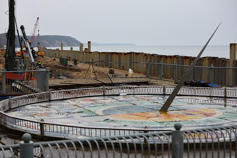 Демонтаж с возвратом: Солнечные часы в Светлогорске решили разобрать для реставрации