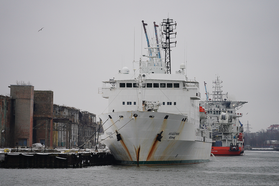 Италия и Румыния закрывают порты для российских судов 