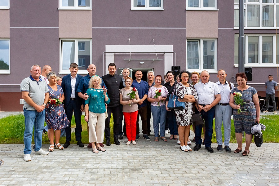 Облвласти: 12 дольщиков, пострадавших от недобросовестного застройщика, получили жилье