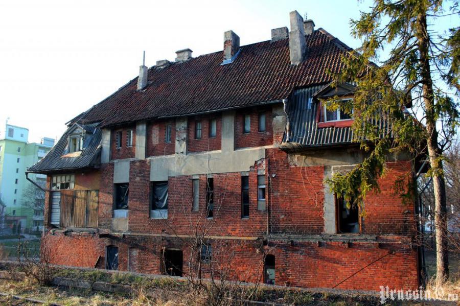 «Тревожные знаки»: почему загорелось здание вокзала Георгенсвальде в посёлке Отрадное