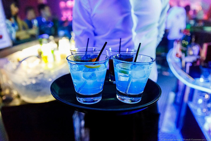 В России средний класс сократил потребление дорогого алкоголя и перешел на водку