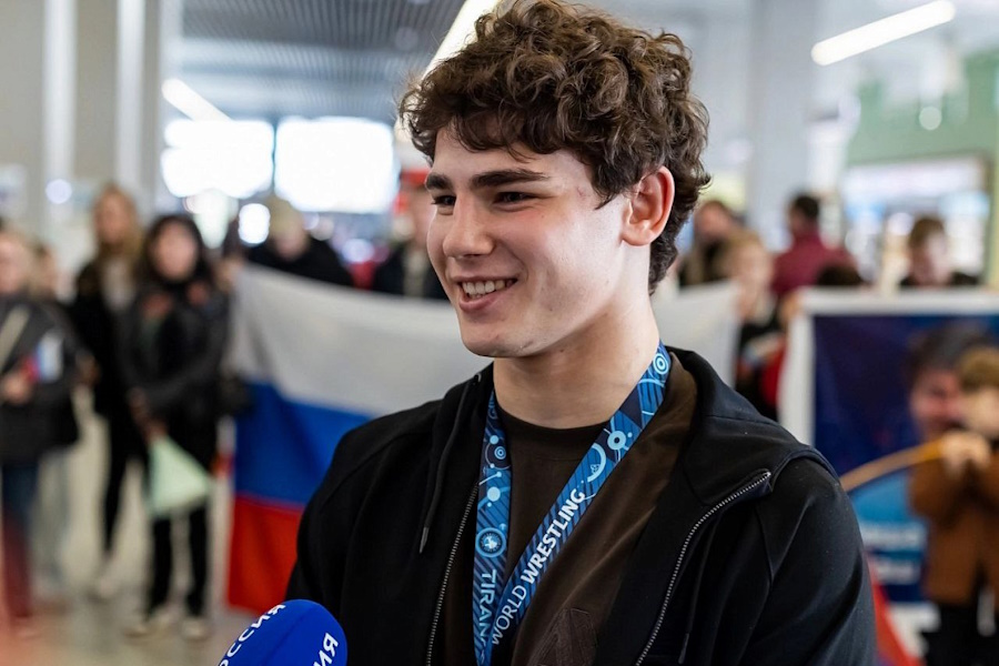 Арсен Балаян завоевал золото на чемпионате мира по вольной борьбе