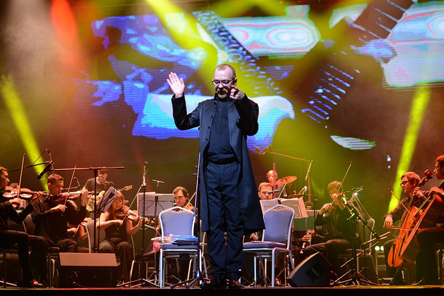 24 сентября в «Янтарь-Холле» состоится новое симфоническое шоу «Наши рок-хиты»!