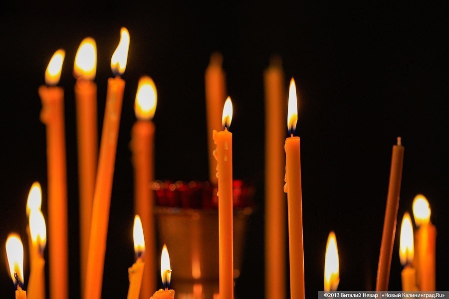 РПЦ о закрытии церквей из-за коронавируса: эпидемию чумы остановили причащения