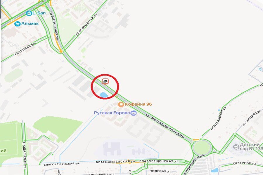 На ул. Маршала Покрышкина произошла авария с участием автобуса № 11