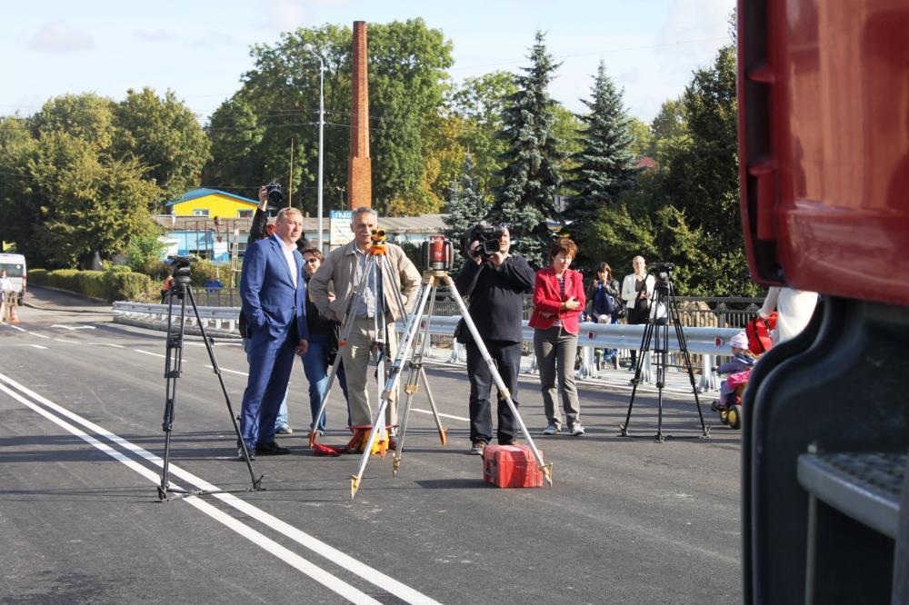 «Здесь я командую!»: как прошли испытания моста на Аллее Смелых