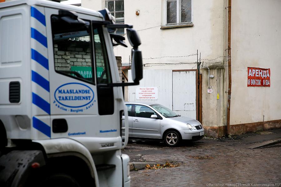 Депутат горсовета: невозможно иметь парковочное место под каждую машину