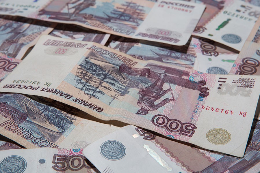 В России удвоилось число невыездных должников