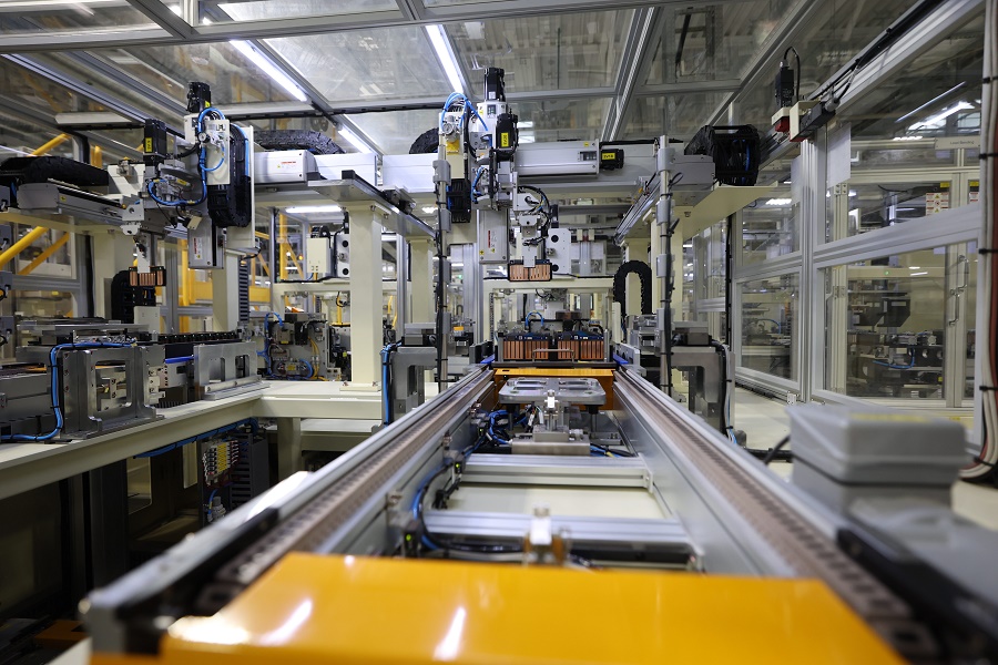 В Немане запустили первую в России гигафабрику литий-ионных батарей