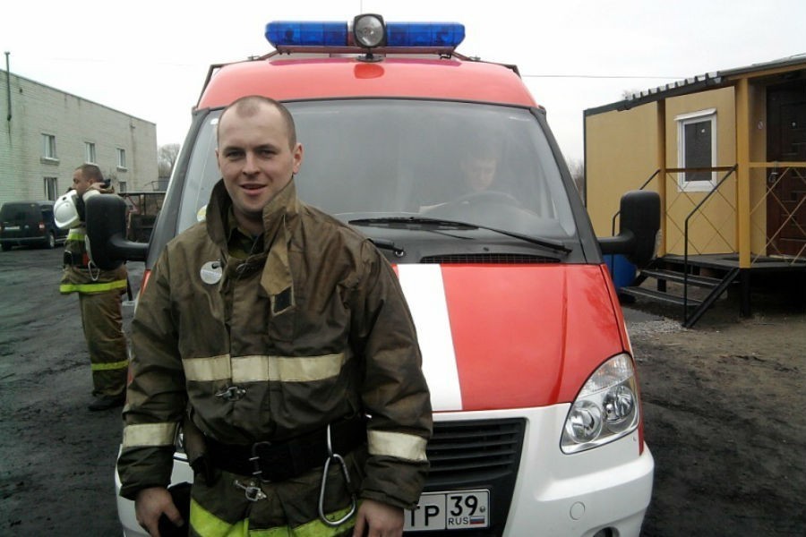 Семью этим не прокормишь: мы поговорили с пожарным, спросившим Путина о зарплате