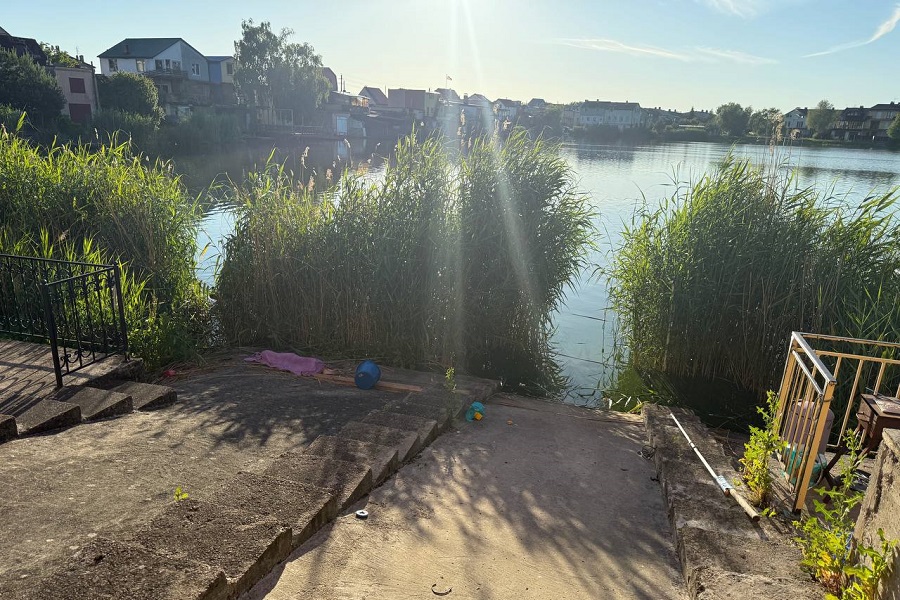 СК: в водоеме на территории СНТ «Дельфин» утонула четырехлетняя девочка