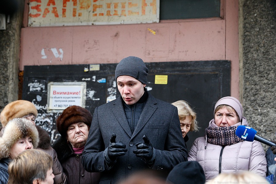 Алиханов объяснил, почему «падающий» дом на Моспроспекте решено снести