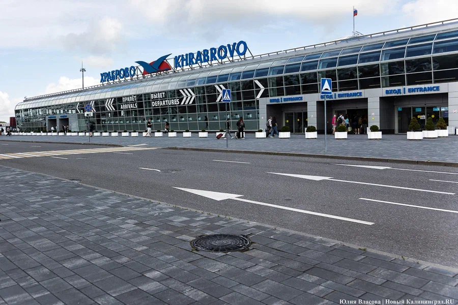 В аэропорту Храброво задерживаются 25 рейсов, 4 отменены