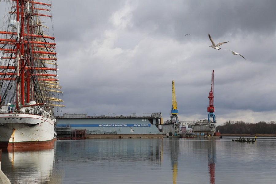 В Светлом прокуратура требует признать бесхозной 105 т рыбы, хранящейся с 2020 года