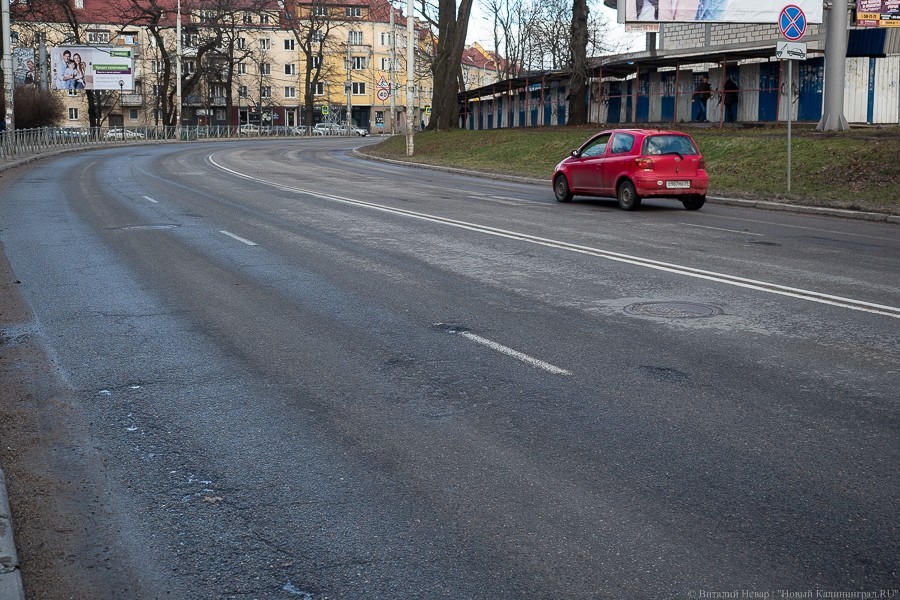 Главной проблемой калининградских дорог зимой стало хранение реагентов
