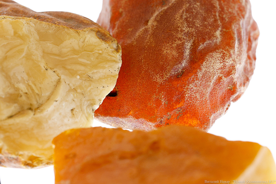 На модернизацию Янтарного комбината потратили около 1 млрд рублей (исправлено)