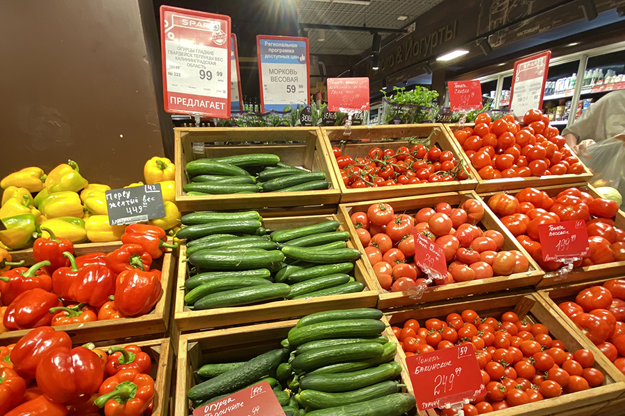 Хлеб подорожал, огурцы подешевели: как изменились цены на продукты за месяц