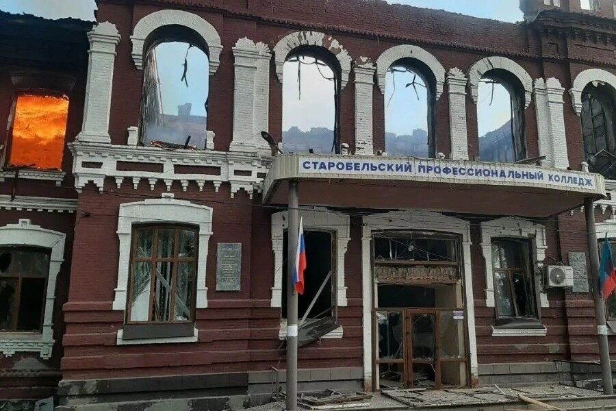 Число погибших при ударе по колледжу и общежитию в ЛНР возросло до 16