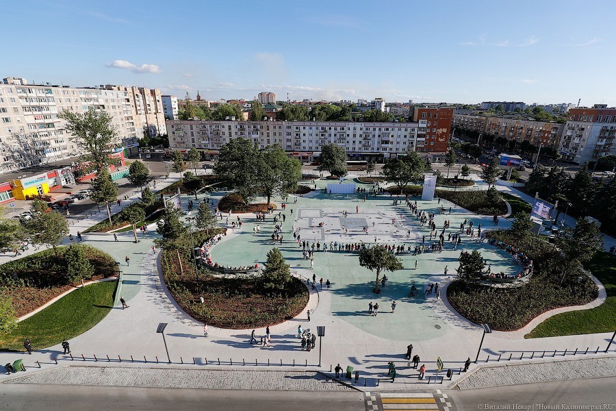 Новый фонтан у ДКМ планируют передать городу в течение месяца